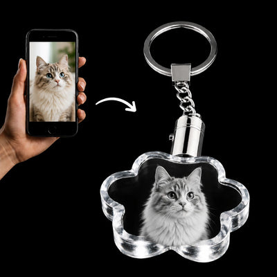 Custom cat photo crystal keyring 29x27x10mm with detailed laser engraved pet portrait
